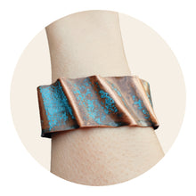 Load image into Gallery viewer, Antique Copper Scalloped Cuff Bracelet
