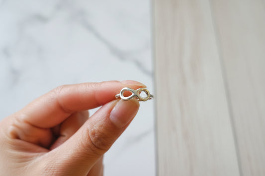 Endless Horizon Infinity Symbol Ring