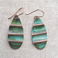 Load image into Gallery viewer, Scalloped Ocean Green Patina Earring Copper
