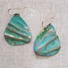 Load image into Gallery viewer, Scalloped Ocean Green Patina Earring Brass
