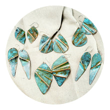 Load image into Gallery viewer, Scalloped Patina Earring Copper
