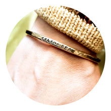 Load image into Gallery viewer, Personalized hammered cuff bracelet
