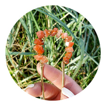 Load image into Gallery viewer, Single Gem Hair Fork ~ Gold
